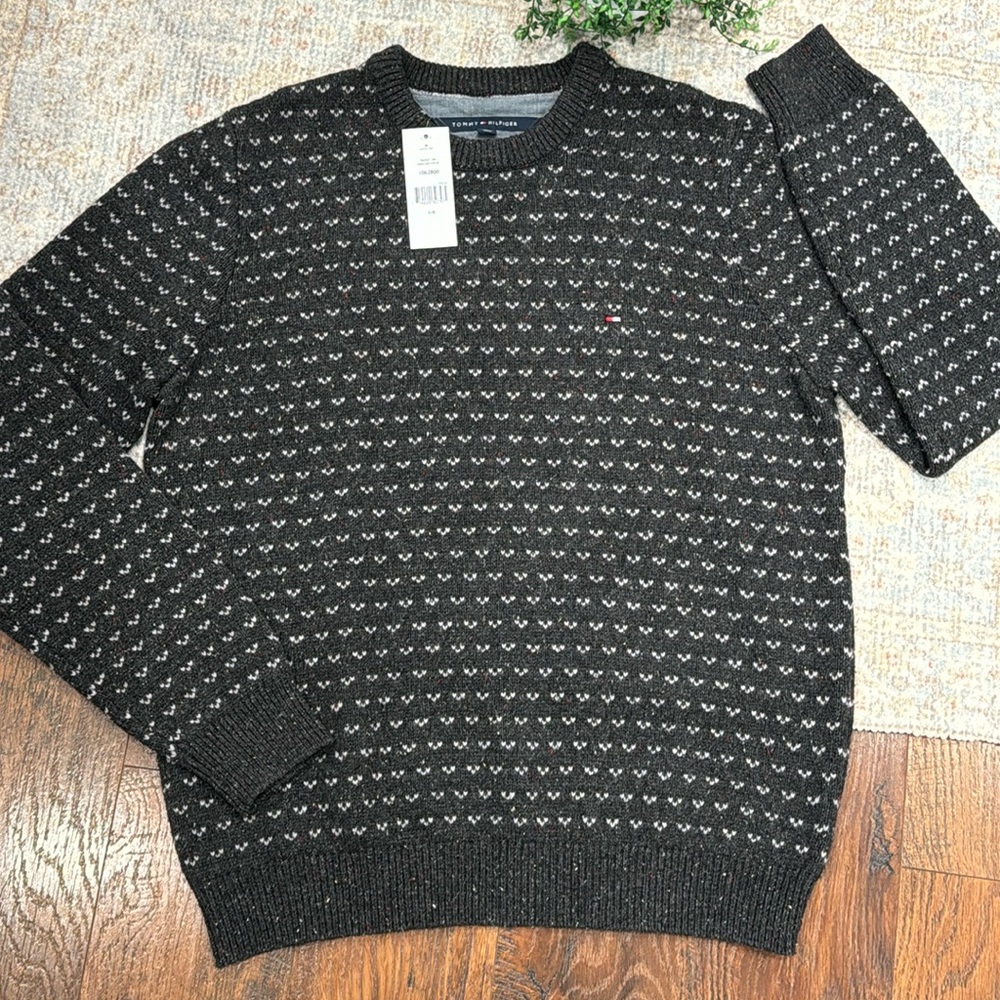 TOMMY HILFIGER sweater